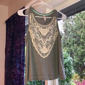 Gray lace tank top